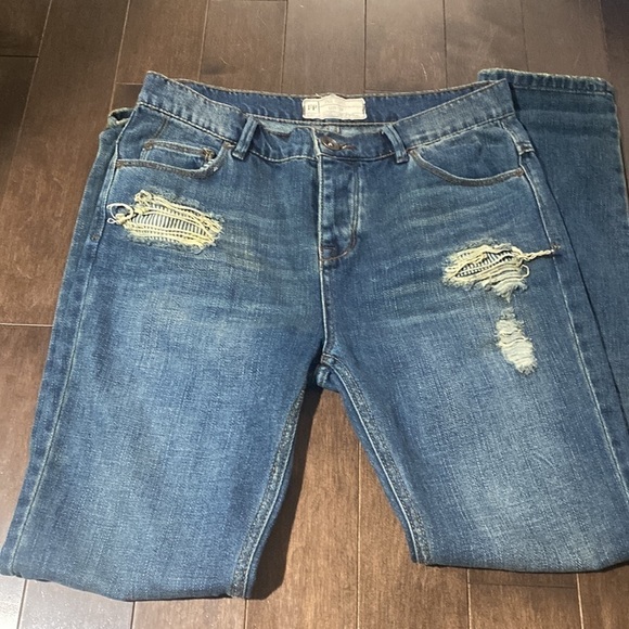 FREE people size 24 distressed skinny jeans button fly - Picture 2 of 9